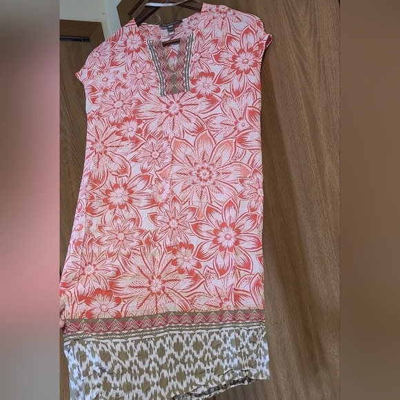 Tommy Bahama Red and White Floral Swim Coverup - Picture 2 of 8